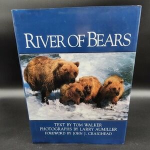 River of Bears Hardcover Book New Old Stock Alaska Wildlife Photography Walker